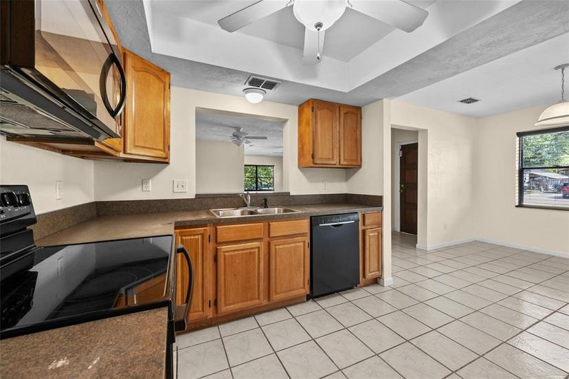 Picture of 5117 NW 25Th Place, Gainesville FL 32606