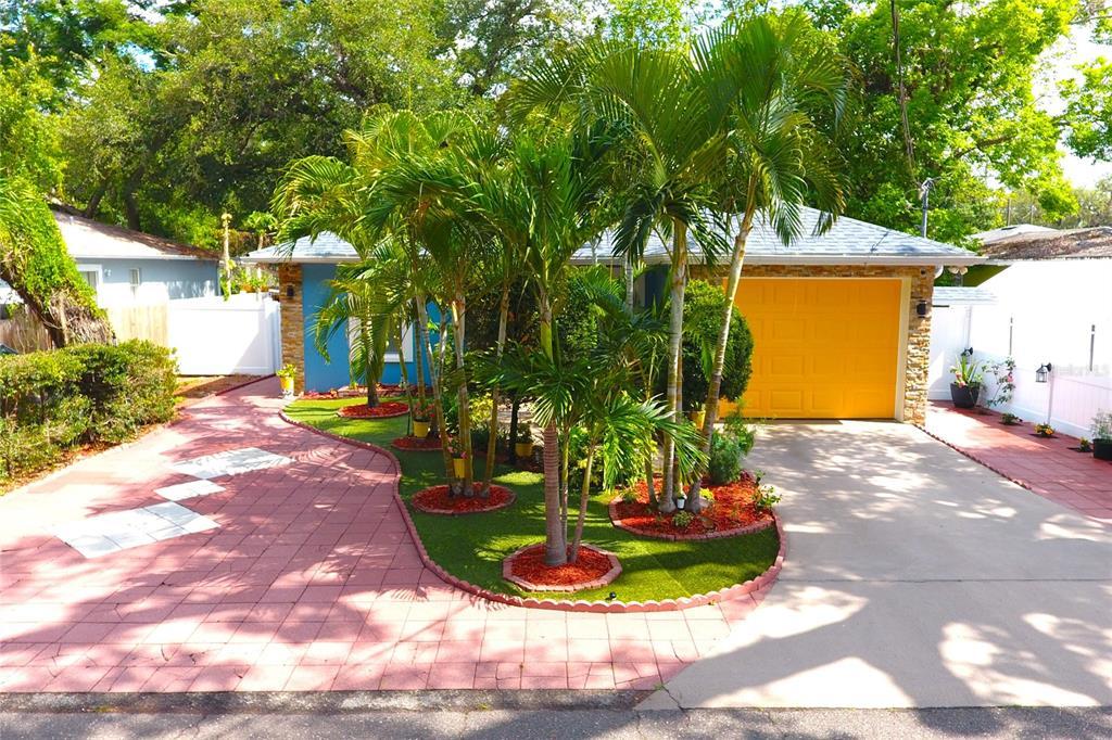 Picture of 3306 E Chelsea Street, Tampa, FL 33610