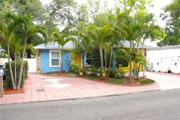 Picture of 3306 E Chelsea Street, Tampa, FL 33610