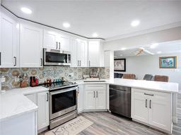 Picture of 4231 8Th Street N, St Petersburg, FL 33703