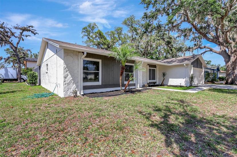 Picture of 518 Sandy Creek Drive, Brandon FL 33511
