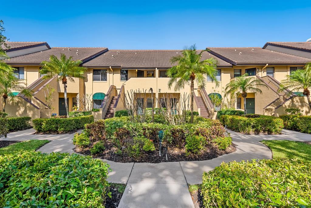 Picture of 5736 Ashton Lake Drive Unit 8, Sarasota, FL 34231