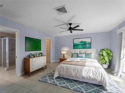 Picture of 318 Oakwood Circle, Englewood, FL 34223