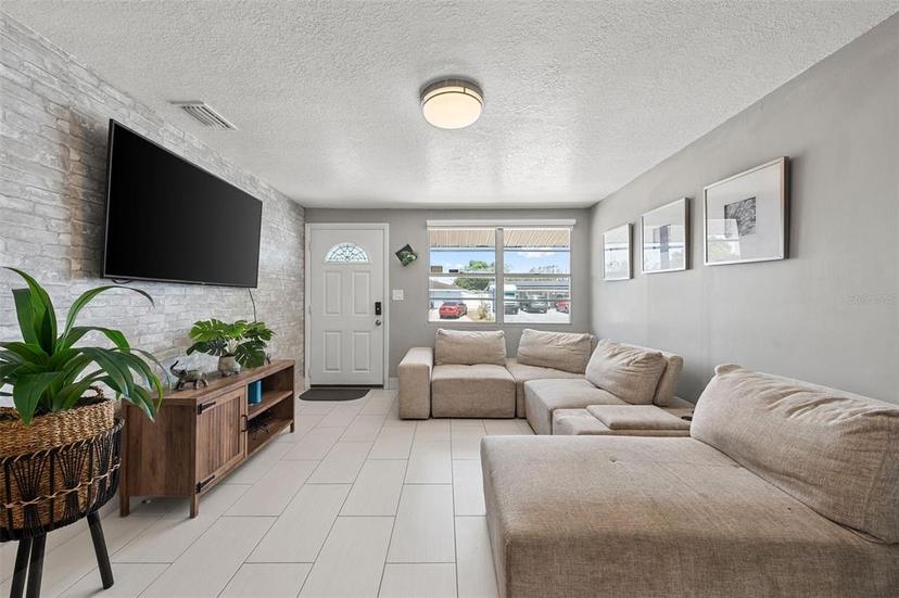 Picture of 6008 W Burke Street, Tampa FL 33634