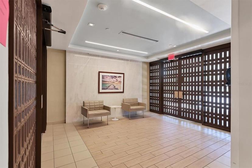 Picture of 1065 Gulf Of Mexico Drive Unit 103, Longboat Key FL 34228