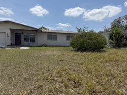 Picture of 1905 Meridel Avenue, Tampa, FL 33612