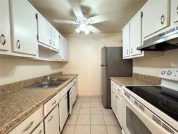 Picture of 8320 112Th Street Unit 107, Seminole, FL 33772