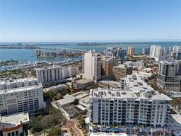 Picture of 111 S Pineapple Avenue Unit 716, Sarasota, FL 34236