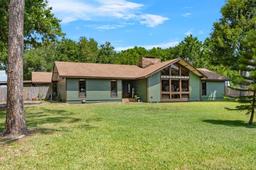 Picture of 3805 Gaines Drive, Winter Haven, FL 33884