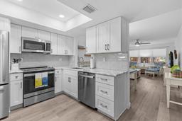 Picture of 4805 Alt 19 Unit 224, Palm Harbor, FL 34683