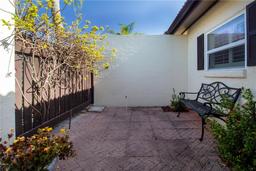 Picture of 3843 El Poinier Court W Unit 8720, Sarasota, FL 34232