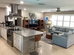 Picture of 101 Madonna Boulevard, St Petersburg, FL 33715