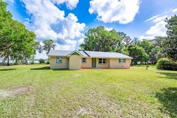 Picture of 16602 NE 124Th Avenue, Waldo, FL 32694