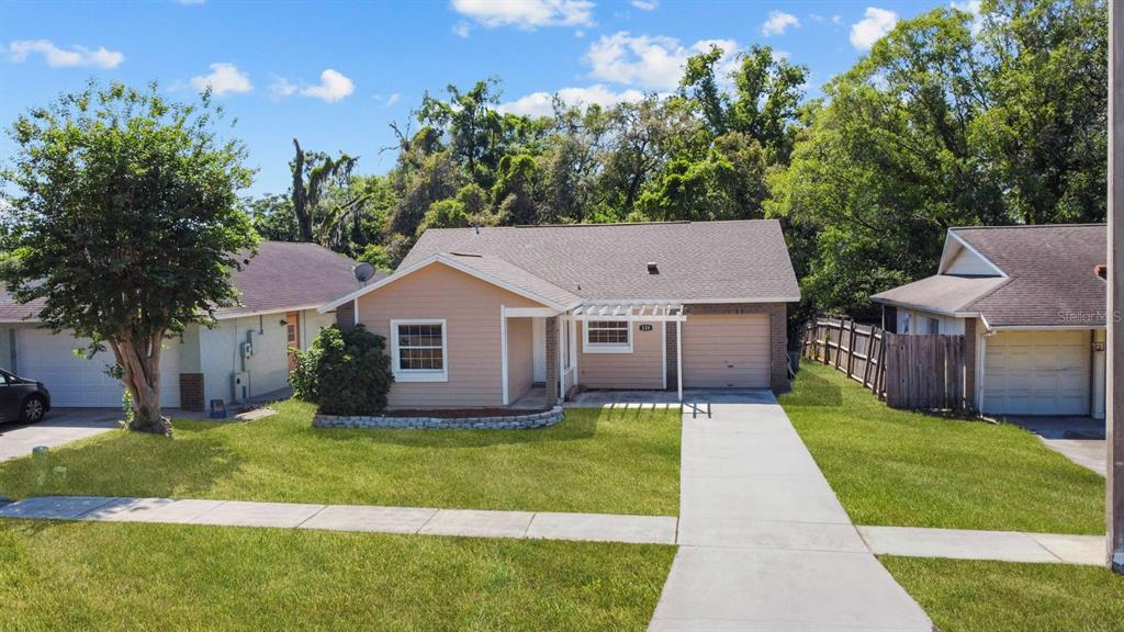Picture of 120 Lake Drive, Orlando, FL 32835