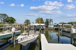 Picture of 8753 Bay Pointe Drive, Tampa, FL 33615