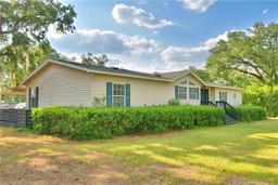 Picture of 3901 Stanley Rd, Plant City, FL 33565
