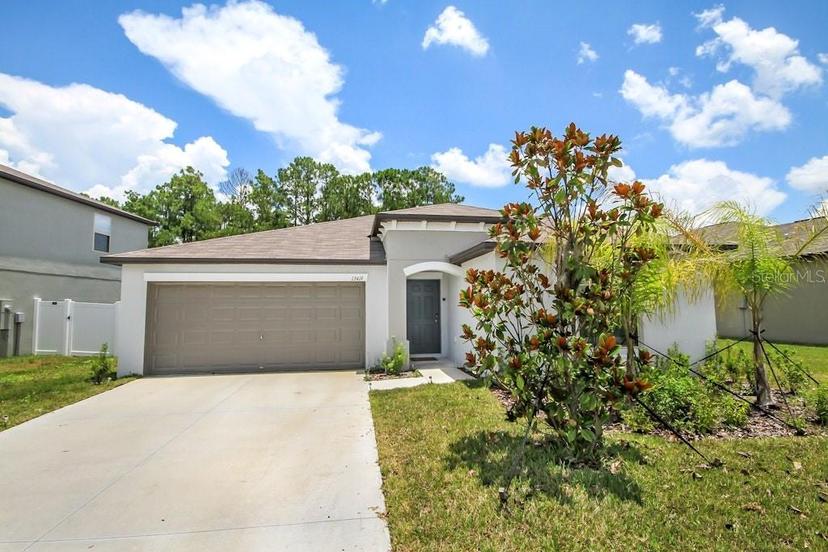 Picture of 13419 Willow Bluestar Loop, Riverview FL 33579