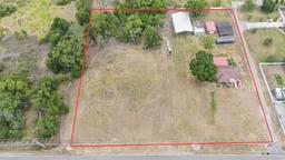 Picture of 3515 Bell Farms Drive, Plant City, FL 33566