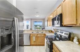 Picture of 19281 Stone Hedge Drive, Tampa, FL 33647