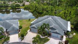 Picture of 542 Princeton Greens Court Unit 21, Sun City Center, FL 33573