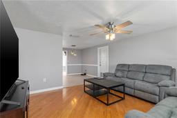 Picture of 218 Parkview Drive, Venice, FL 34293