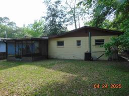 Picture of 217 SE 20 Street, Gainesville, FL 32641