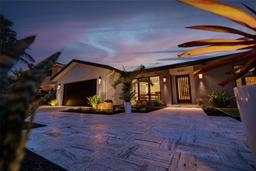 Picture of 5164 Venetian Boulevard Ne, St Petersburg, FL 33703