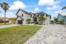 Picture of 6627 Dolphin Cove Drive, Apollo Beach, FL 33572