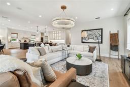 Picture of 2402 W Parkland Boulevard, Tampa, FL 33609