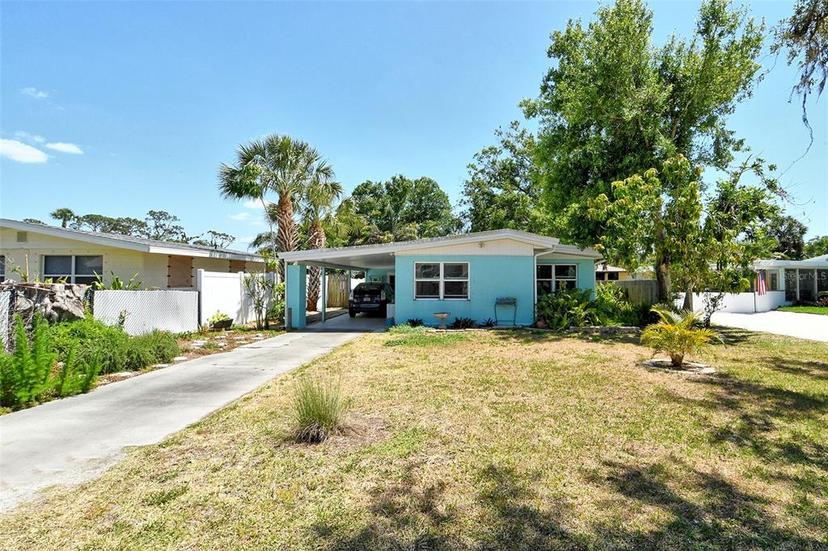 Picture of 305 Palmetto Road W, Nokomis FL 34275