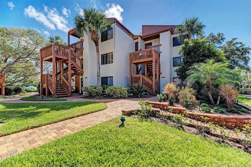 Picture of 1200 Cove Ii Place Unit 832, Sarasota FL 34242