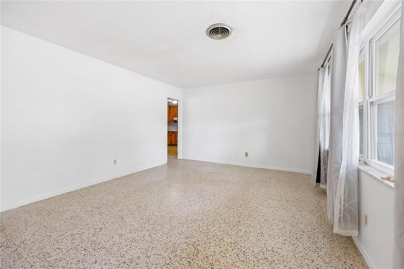 Picture of 4961 County Road 114, Wildwood FL 34785