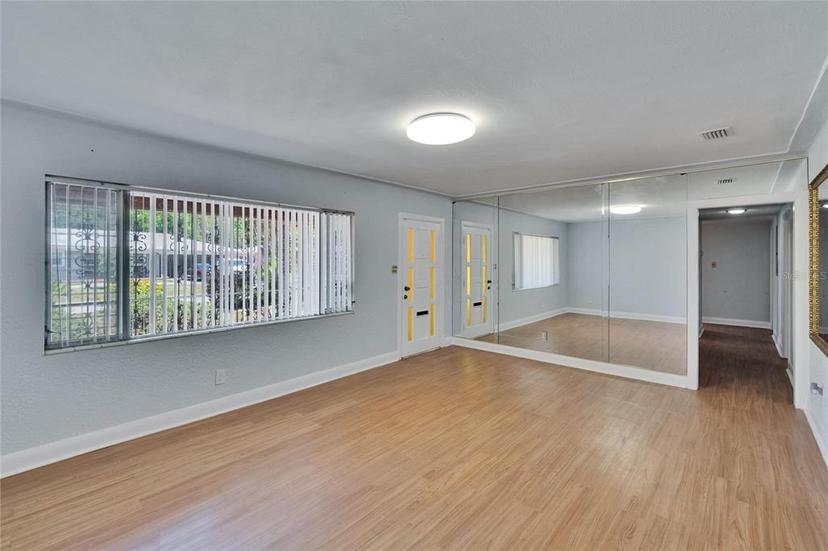 Picture of 2505 E 19Th Ave, Tampa FL 33605