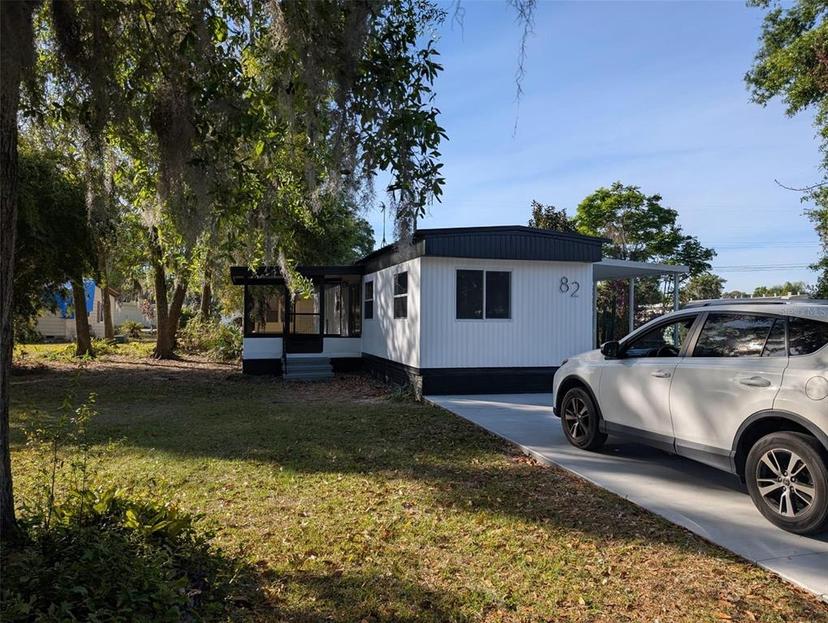 Picture of 82 N Bobwhite Road, Wildwood FL 34785