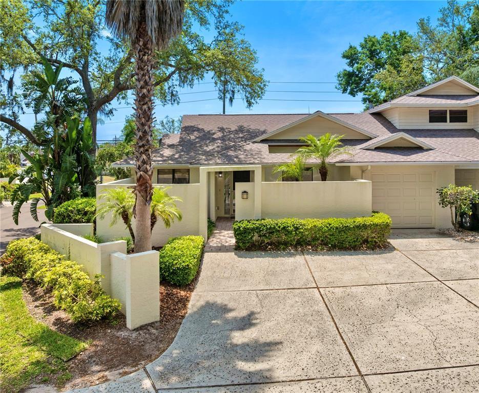 Picture of 101 Colony South Drive, Tarpon Springs, FL 34689