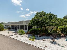 Picture of 7040 Tamarind Drive, Lake Wales, FL 33898