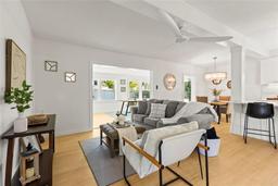 Picture of 722 61St Avenue S, St Petersburg, FL 33705