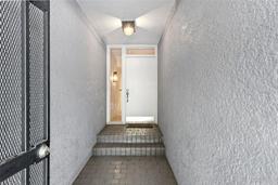 Picture of 301 2Nd Street N Unit 13, St Petersburg, FL 33701