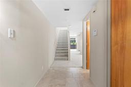 Picture of 301 2Nd Street N Unit 13, St Petersburg, FL 33701