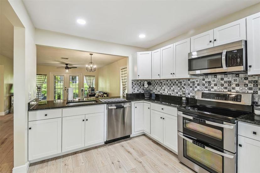 Picture of 1741 N Ensign Point, Crystal River FL 34429