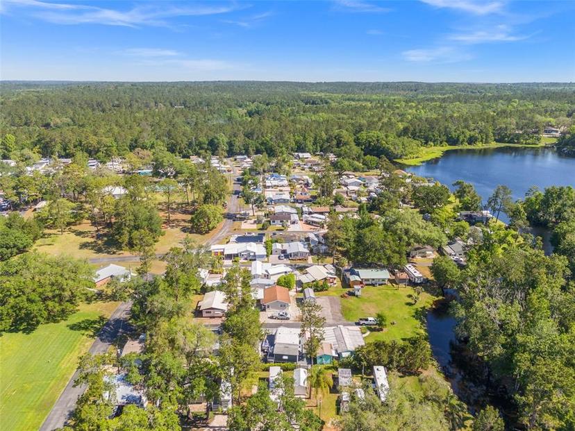 Picture of 2092 Culbreath Road Unit D15, Brooksville FL 34602
