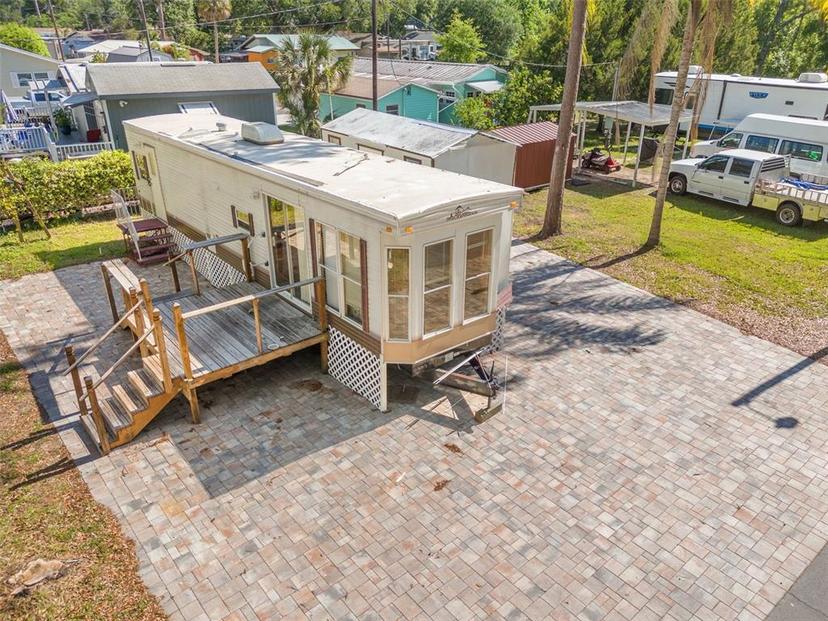 Picture of 2092 Culbreath Road Unit D15, Brooksville FL 34602