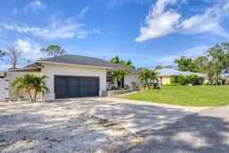 Picture of 307 Bucknell Road, Venice, FL 34293