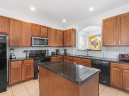 Picture of 411 Cabello Drive, Davenport, FL 33837