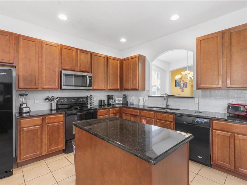 Picture of 411 Cabello Drive, Davenport FL 33837