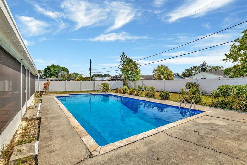 Picture of 566 SE Floresta Drive, Port St Lucie FL 34983