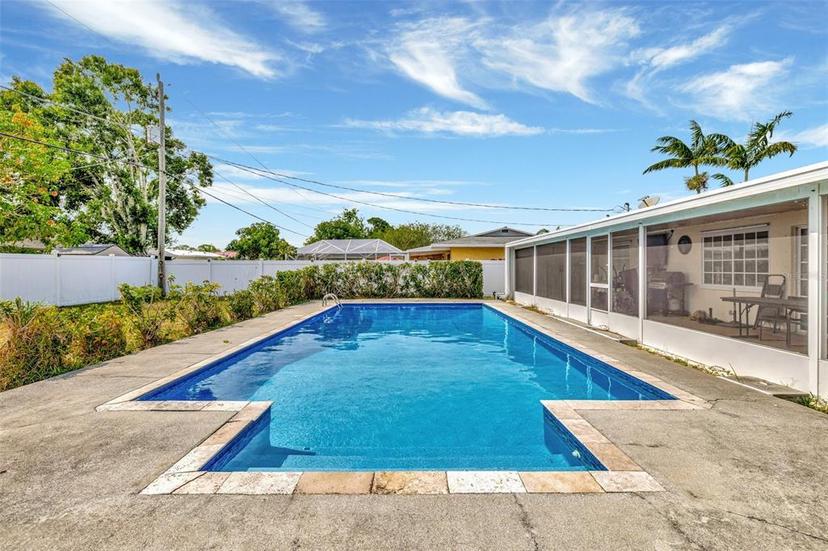 Picture of 566 SE Floresta Drive, Port St Lucie FL 34983