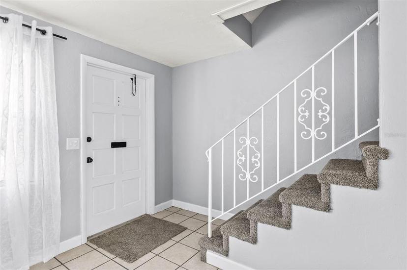 Picture of 1600 S Palmetto Avenue Unit 105, South Daytona FL 32119