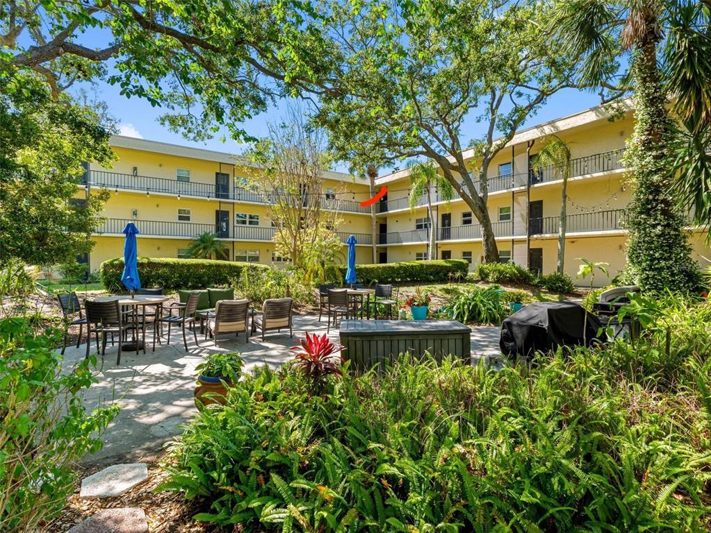 Picture of 11485 Oakhurst Road Unit 312, Largo, FL 33774