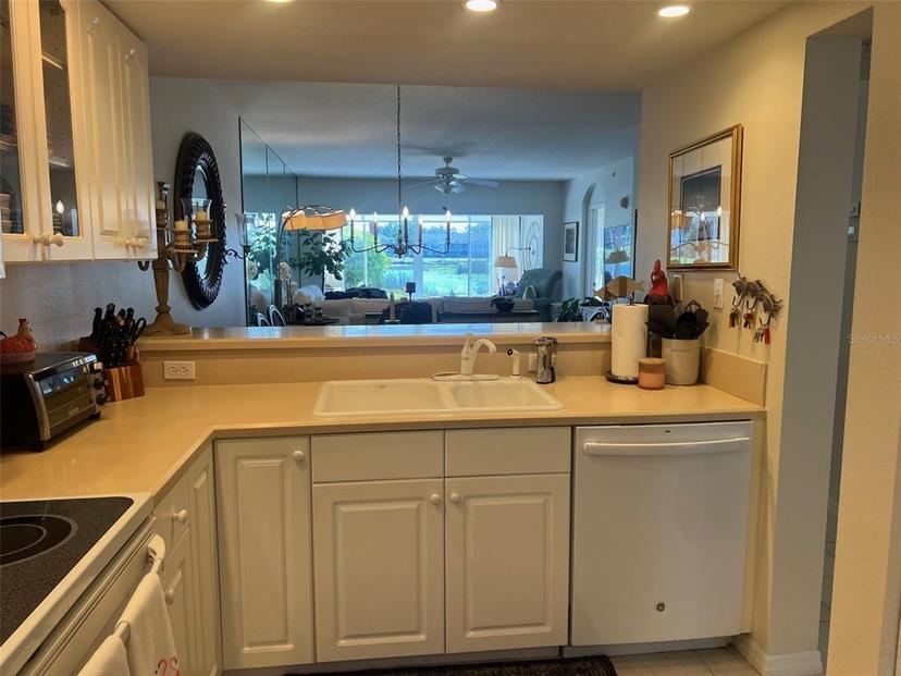 Picture of 406 Laurel Lake Drive Unit 103, Venice FL 34292